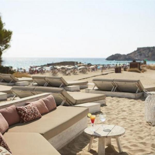 Ibiza – malebné pláže zaliate slnkom 🌅