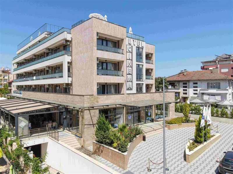 Hotel Cinema