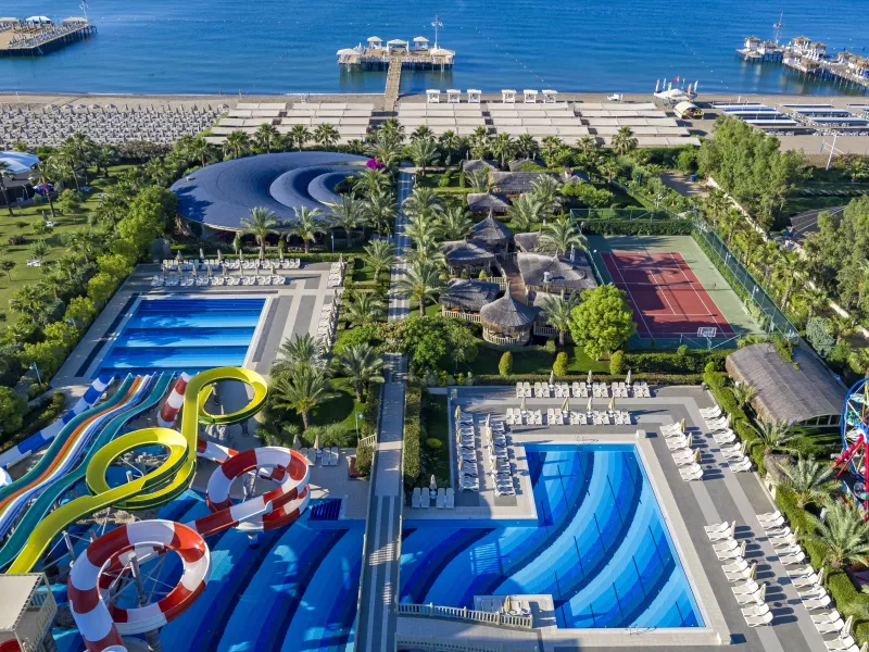 Hotel Royal Holiday Palace