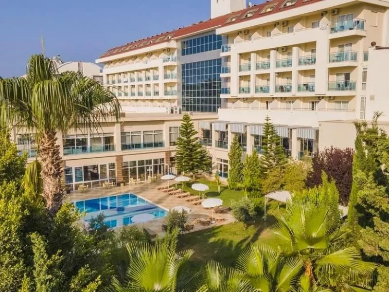 Solivia Hotel (ex.Titan Select)