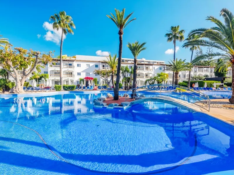 Alcudia Garden