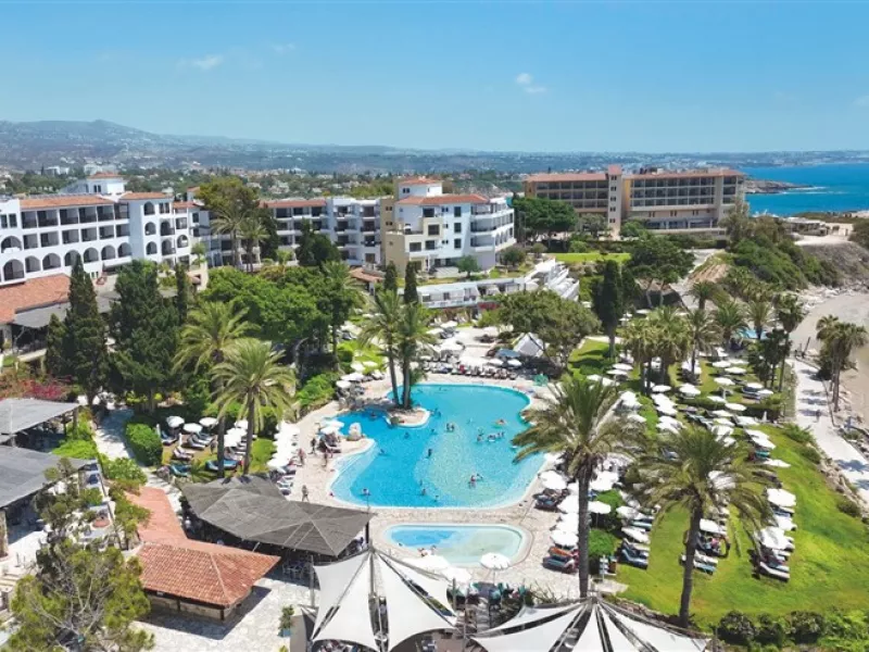Coral Beach Hotel & Resort