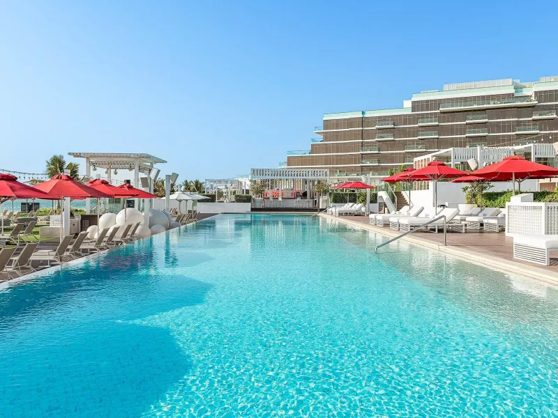 Th8 Palm Dubai Beach Resort Vignette Collection