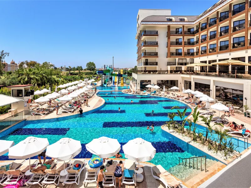 GLAMOUR RESORT & SPA