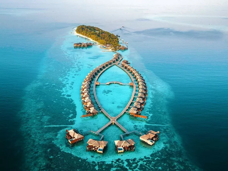 Lily Beach Resort & Spa at Huvahendhoo