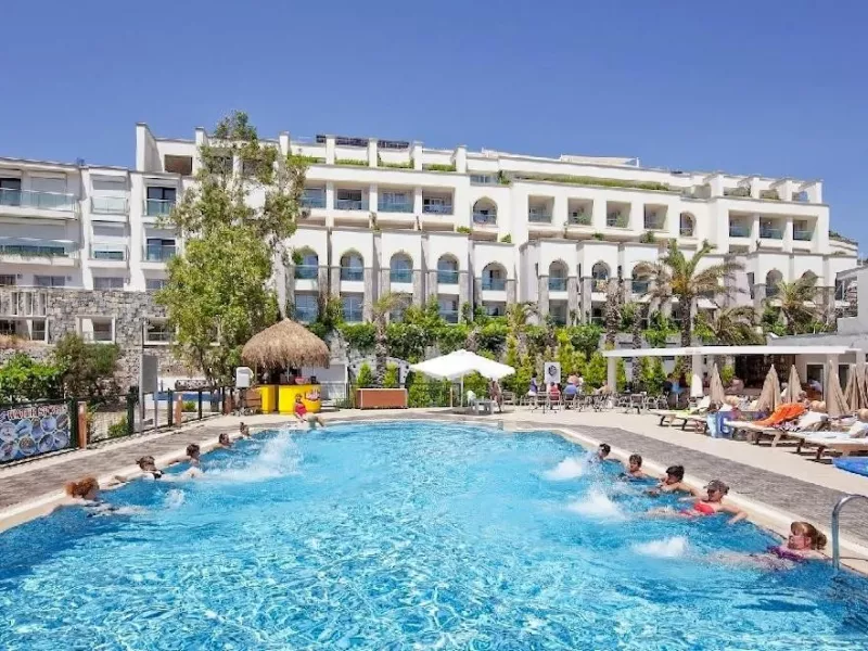 Royal Asarlik Beach