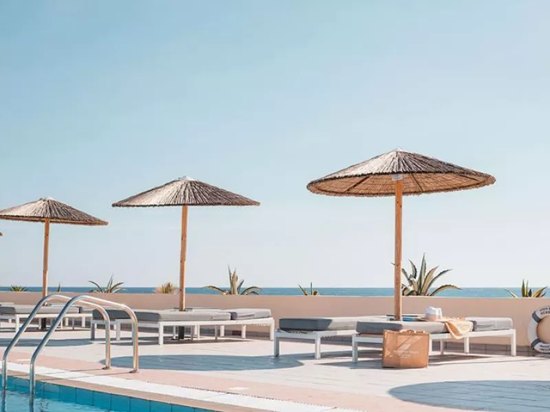 Eden Roc Resort Hotel & Bungalows