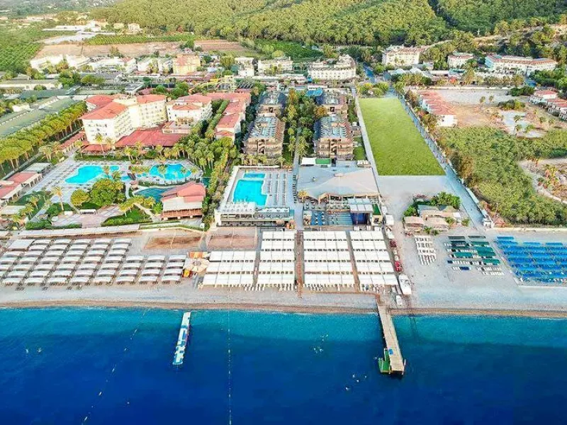 Sailor's Beach Club