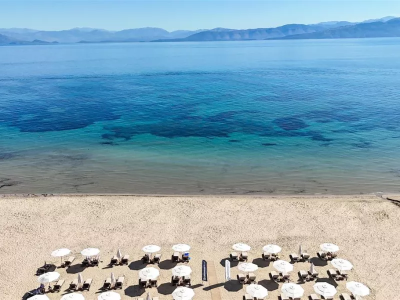Cavomarina Beach