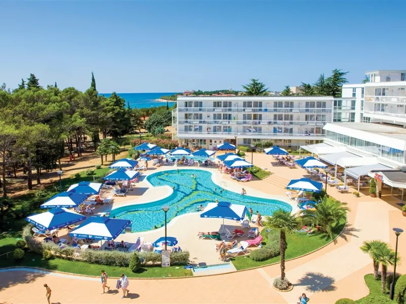 Maradiso Laguna By Aminess