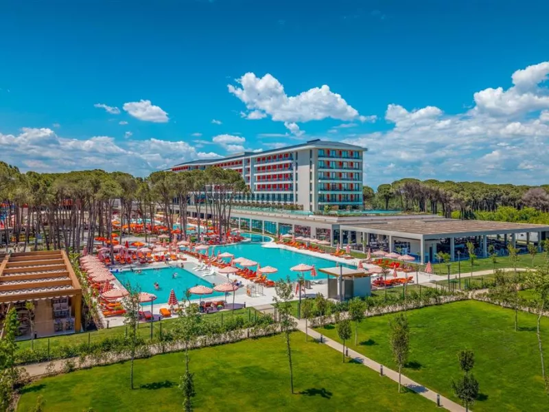 Trendy Perge Resort & Suites