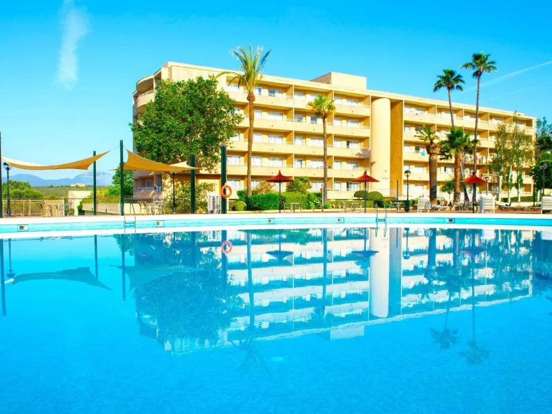 Aparthotel Club Cala Romani