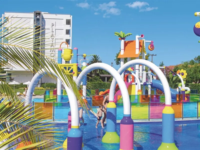 Cronwell Platamon Resort
