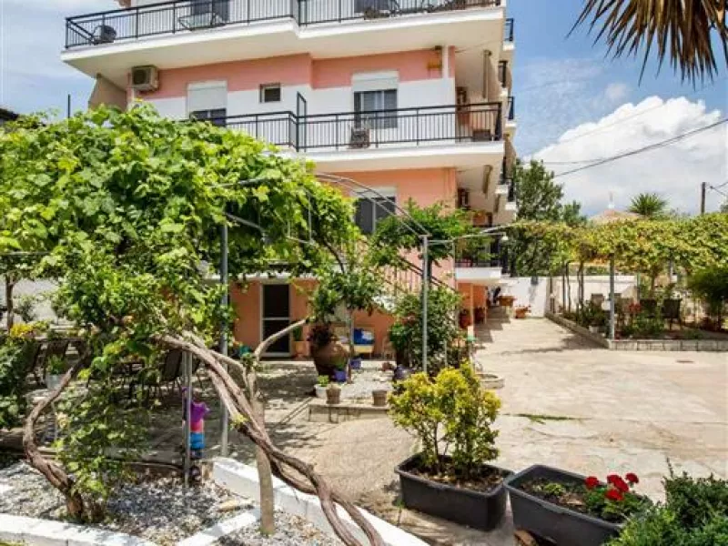 Ianos apartmány