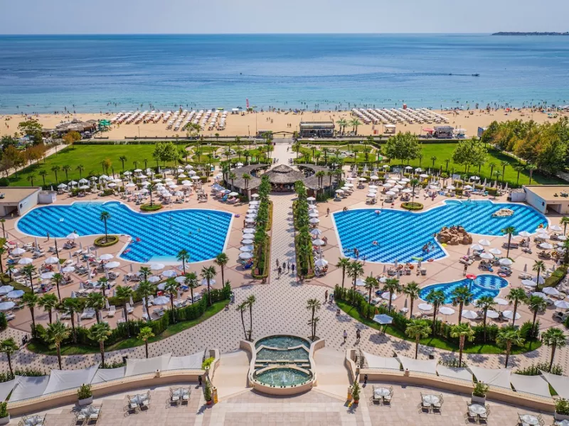 DIT MAJESTIC BEACH RESORT