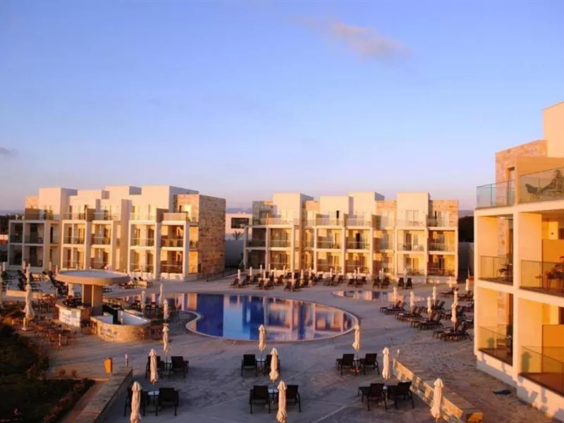 Amphora Hotel Suites