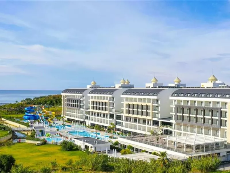 Diamond De Luxe Hotel & Spa