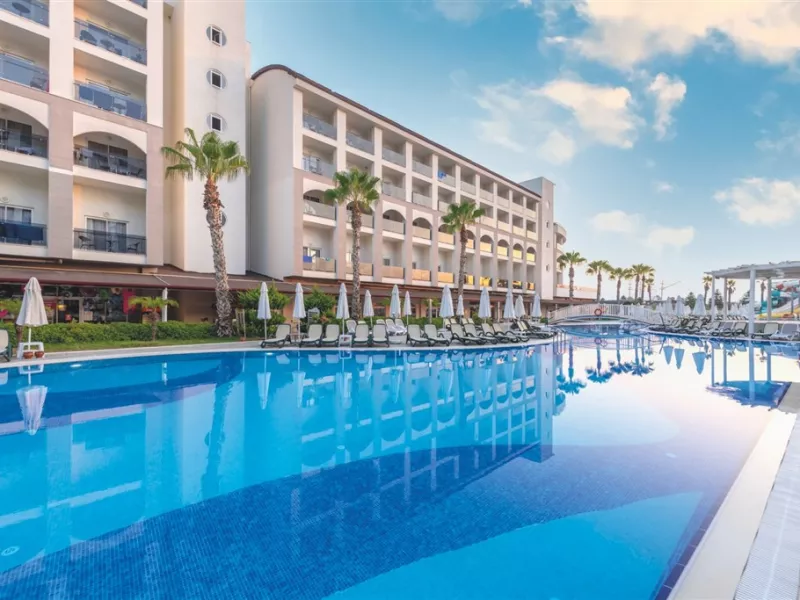 Port River Hotel & Spa