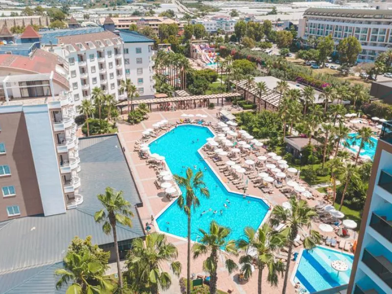Royal Garden Beach Hotel