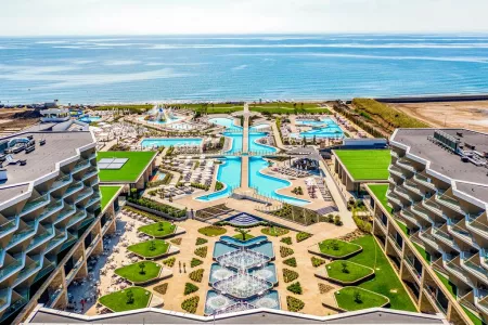 Wave Resort