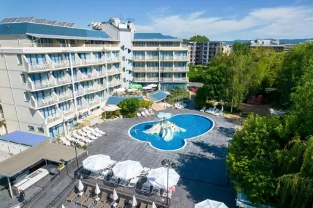 Aquamarine Hotel