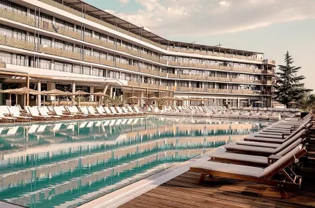 COOK´S CLUB (EX ARONIA BEACH)