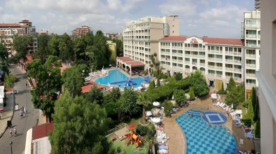 Hotel Alba
