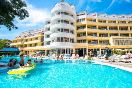 SUN PALACE