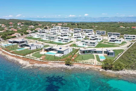 LIOQA resort