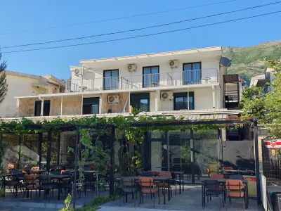Pension Sutomoranka