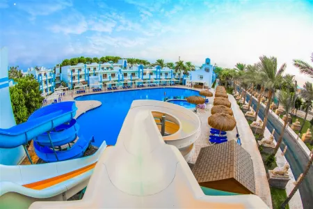 Mirage Bay Resort & Aquapark