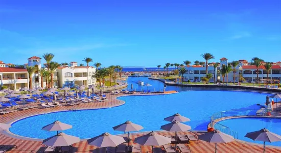 Pickalbatros Dana Beach Resort