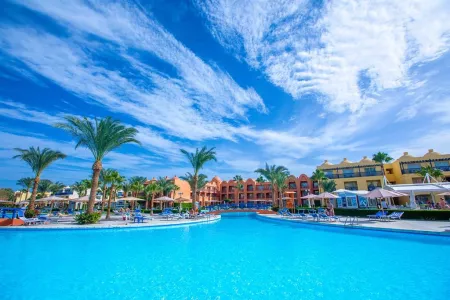 Titanic Beach Spa & Aquapark
