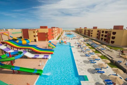 Hotel Casa Mare Resort (ex. Royal Tulip Beach Resort)