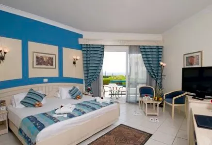 Dreams Beach Resort