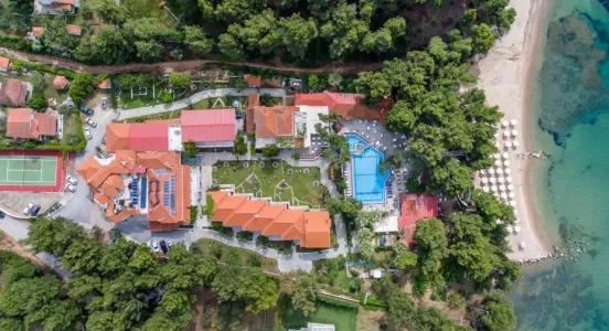 Porfi Beach Hotel