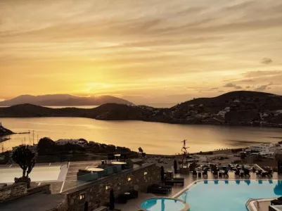 Hotel Liostasi Hotel & Suites
