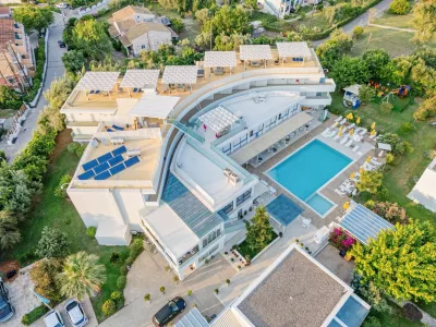 Nasos Hotel & Resort
