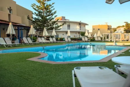 Hotel Fragiskos Beach