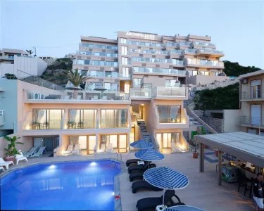 Archipelagos Residence
