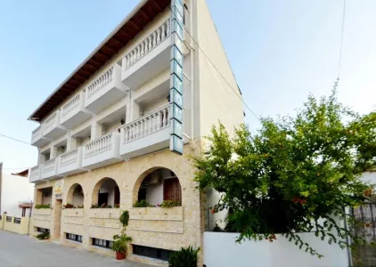Casa Blue Hotel (ex Aretousa Hotel)