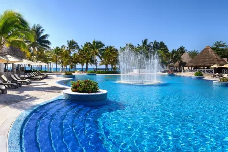 Hotel Catalonia Royal Tulum