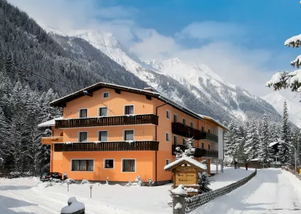 Hotel Hubertus  se skipasem