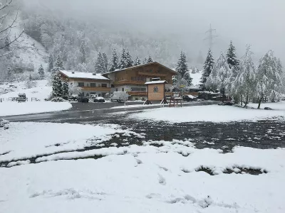 Hotel Künstleralm