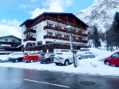 Alpinhotel Zirbenhof