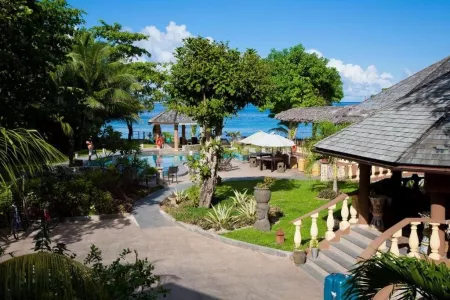 Castello Beach Hotel