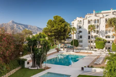 Hotel Occidental Puerto Banus