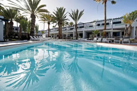 BLUE SEA PLAYA CLUB
