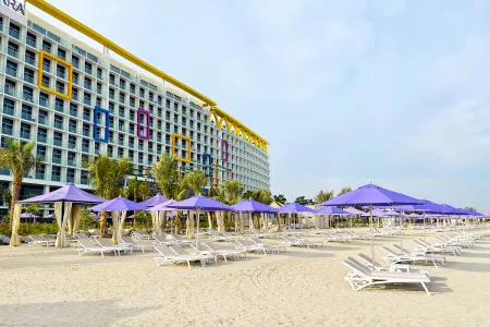 Centara Mirage Beach Resort