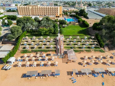 BM Beach Hotel